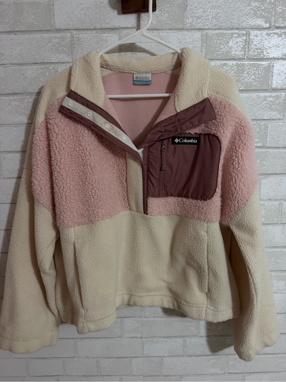 Columbia Cream and Pink Sherpa Fleece Half-Zip Jacket with Brown Chest Pocket